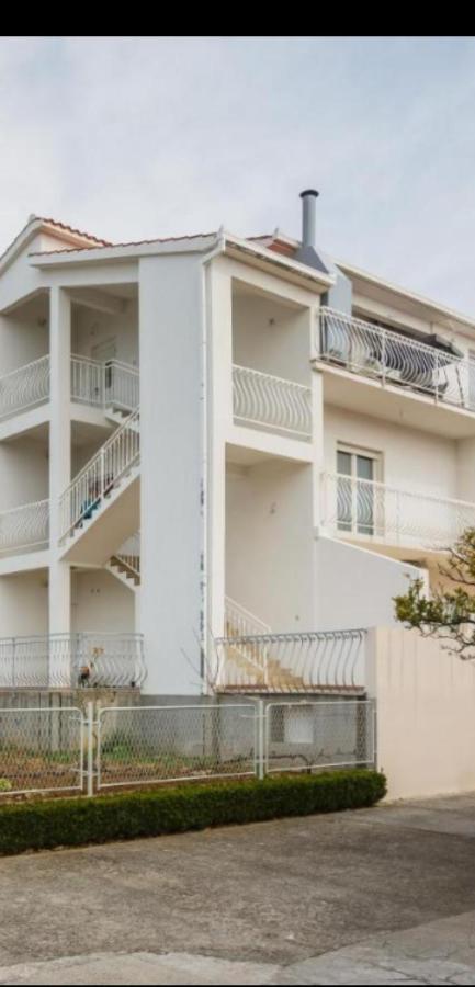 Lena Apartment