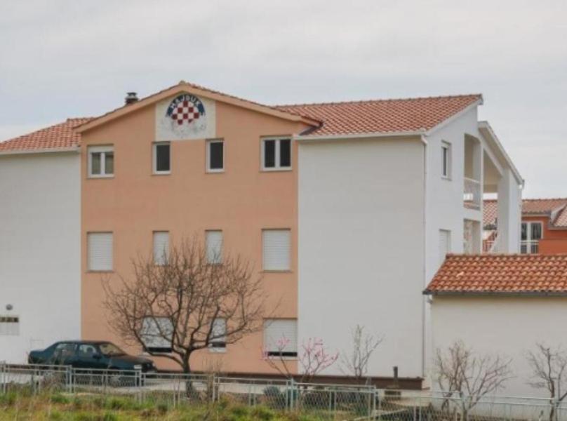 Lena * Kastela